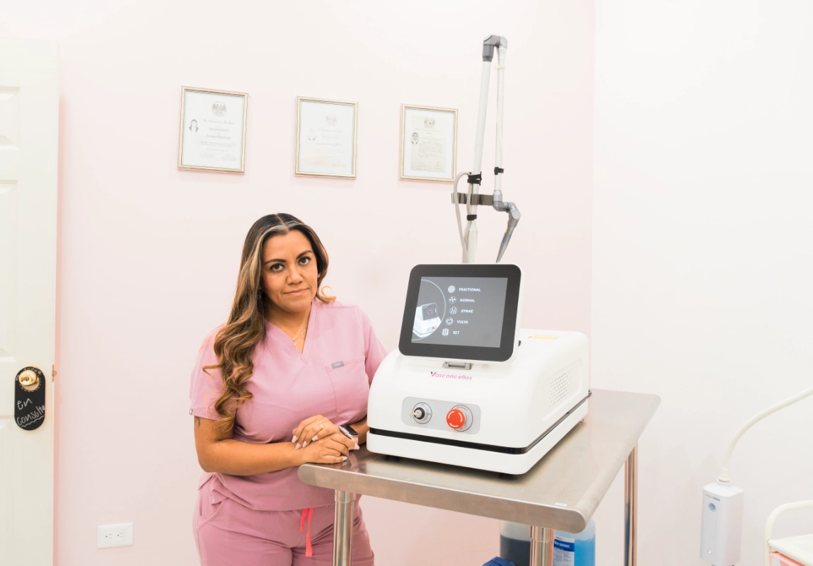 Tratamiento con láser CO₂ con la Dra. Eunice Zavala Chaparro